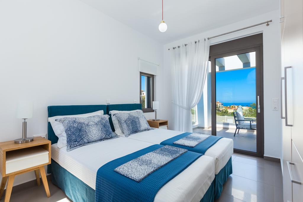 Eolia Iconic Villa, Walking Distance To The Beach, By Thinkvilla Pánormos Extérieur photo