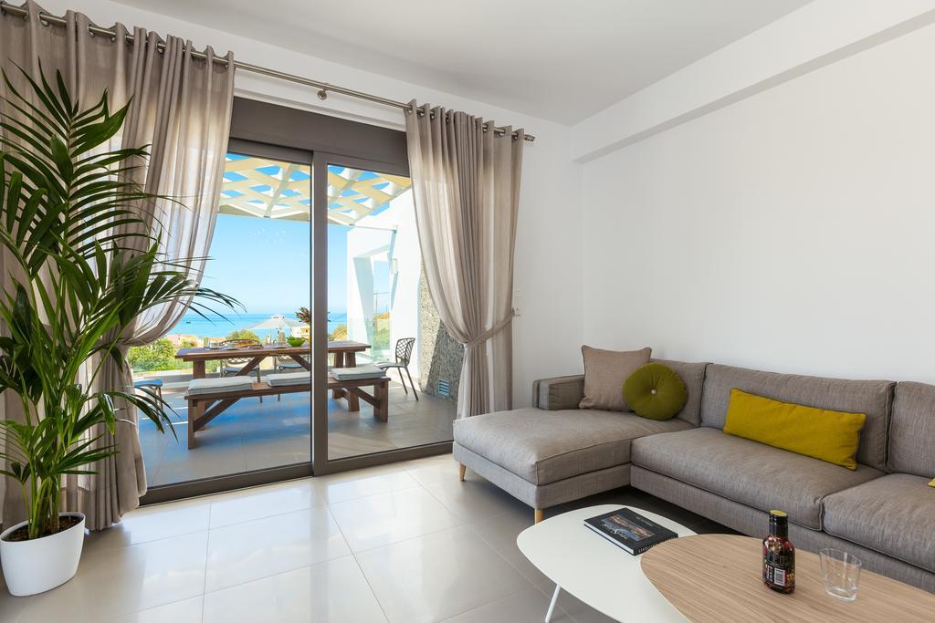 Eolia Iconic Villa, Walking Distance To The Beach, By Thinkvilla Pánormos Extérieur photo