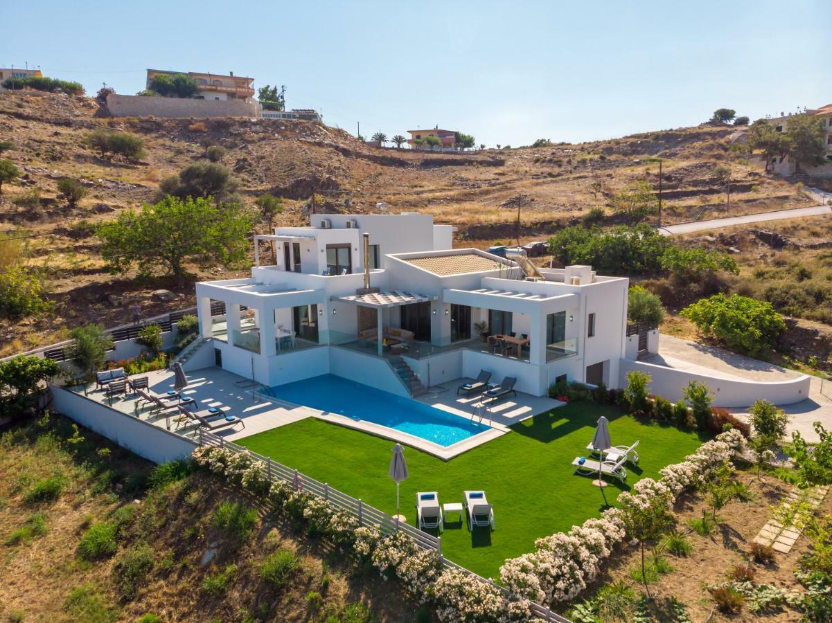 Eolia Iconic Villa, Walking Distance To The Beach, By Thinkvilla Pánormos Extérieur photo